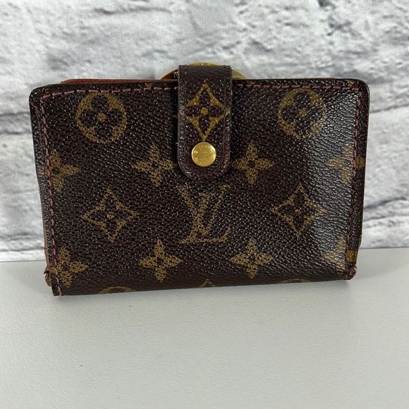 Louis Vuitton Handbags - Authenticated Louis Vuitton Viennois vintage wallet